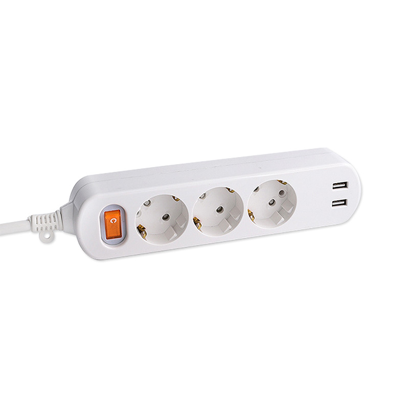 3 prodajna mjesta EU Standardna utičnica s 2 USB priključka i 1 Master Switch